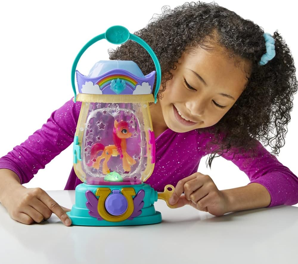 My Little Pony – Eine Neue Generation Farbenspiel-Laterne Sunny Starscout – Lichtspielzeug mit 25 Te