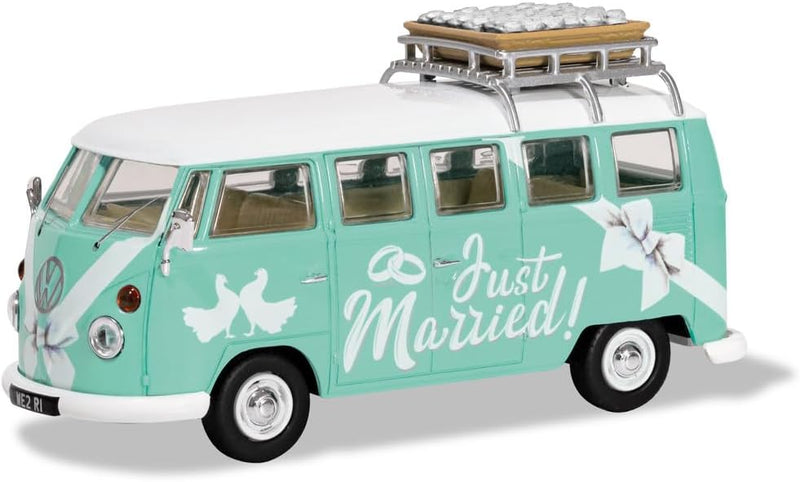 Volkswagen Campervan „Just Married"