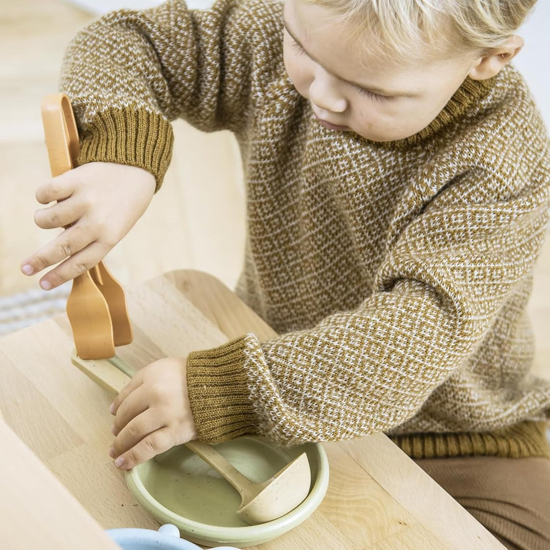 Dantoy - BIO Küchenset - Küchenset mit Töpfen, Pfannen und Zubehör - Das Set besteht aus 12 Teilen -