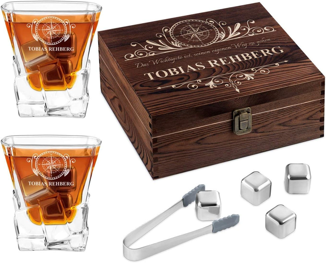 Maverton Whisky Steine Set - in Holzbox mit Gravur - 8 Eiswürfel + 2 Whisky Gläser + Zange + Samtbeu