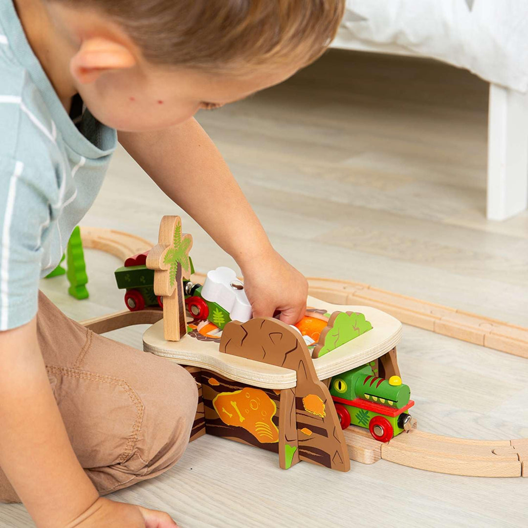 Bigjigs Rail Lava Pit Tunnel | Volcano Theme Tunnels for Wooden Train Track | Toy Accessories for Ra