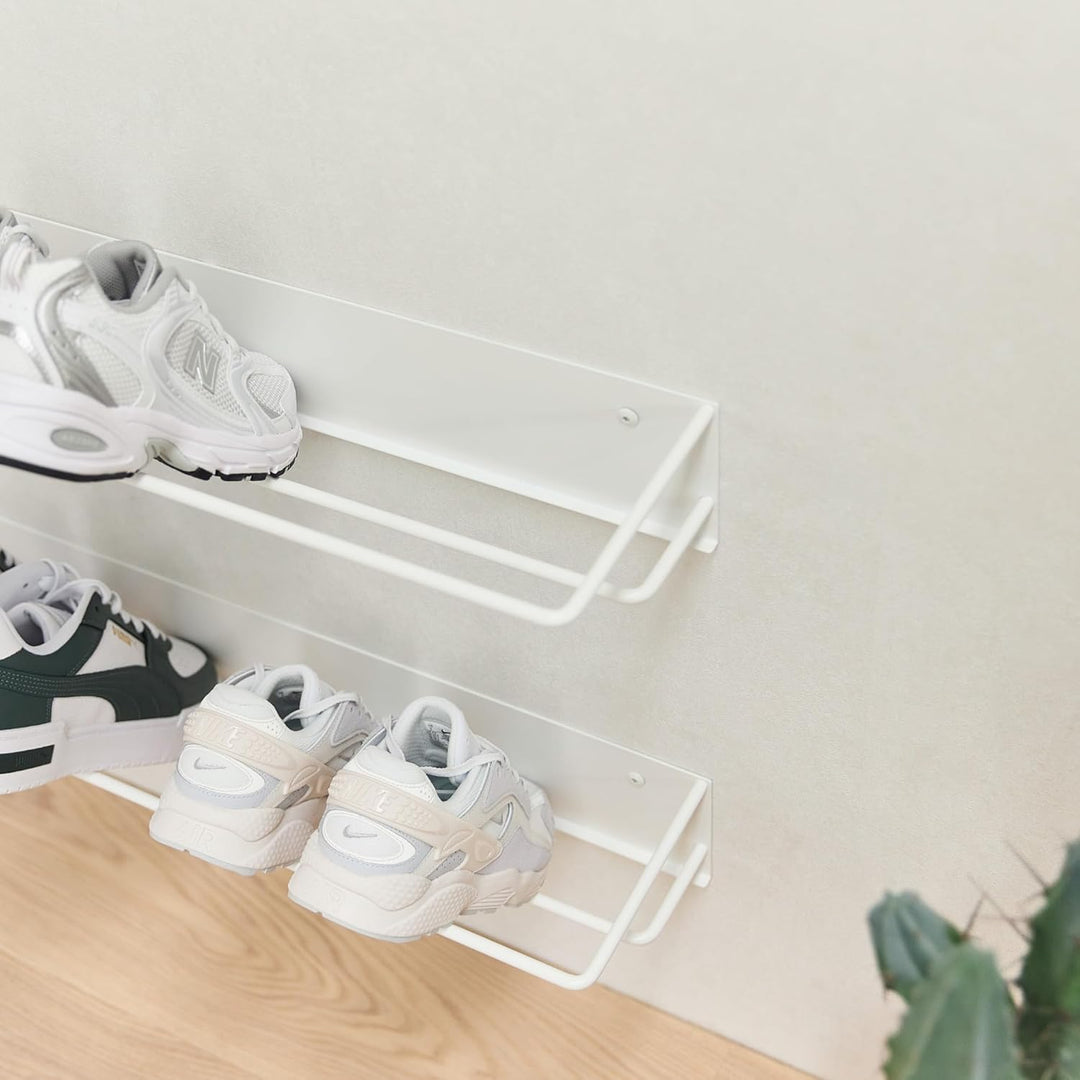 Elegantes Schuhregal Metall (Verkehrsweiss 2er Set, 60cm) „INN“ – Moderne Schuhaufbewahrung Schuhabl