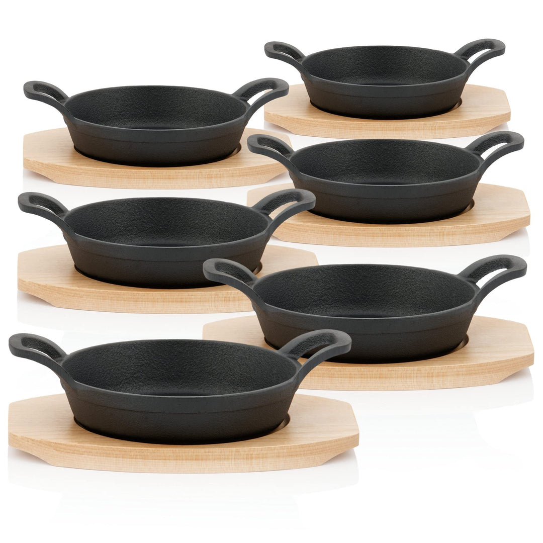 BBQ-Toro Gusseisen Servierpfännchen mit Holzunterlage (6 Stück) | Ø 16 cm | bereits eingebrannt - pr