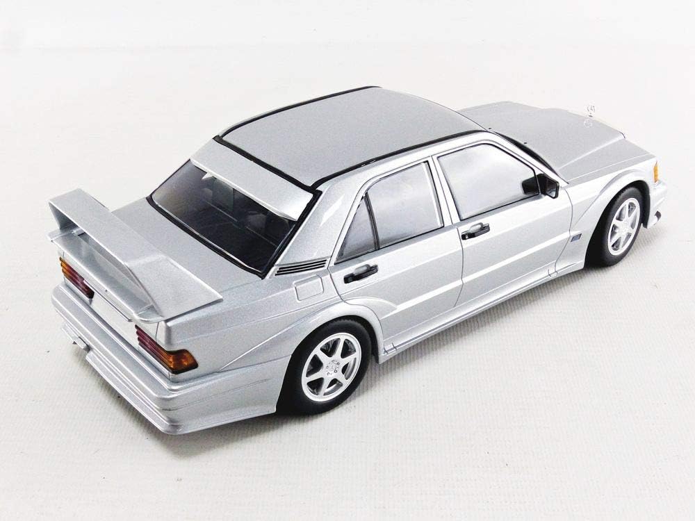 Minichamps 155036101 Miniaturmodell aus der Sammlung, Silber