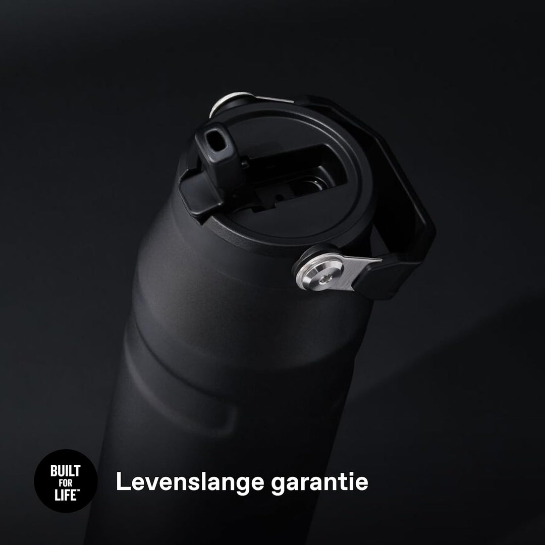 Stanley 1913 Flip Straw Trinkflasche mit Strohhalm 0.7L - Thermobecher Kühlt 10 Stunden - 3 Tage Eis