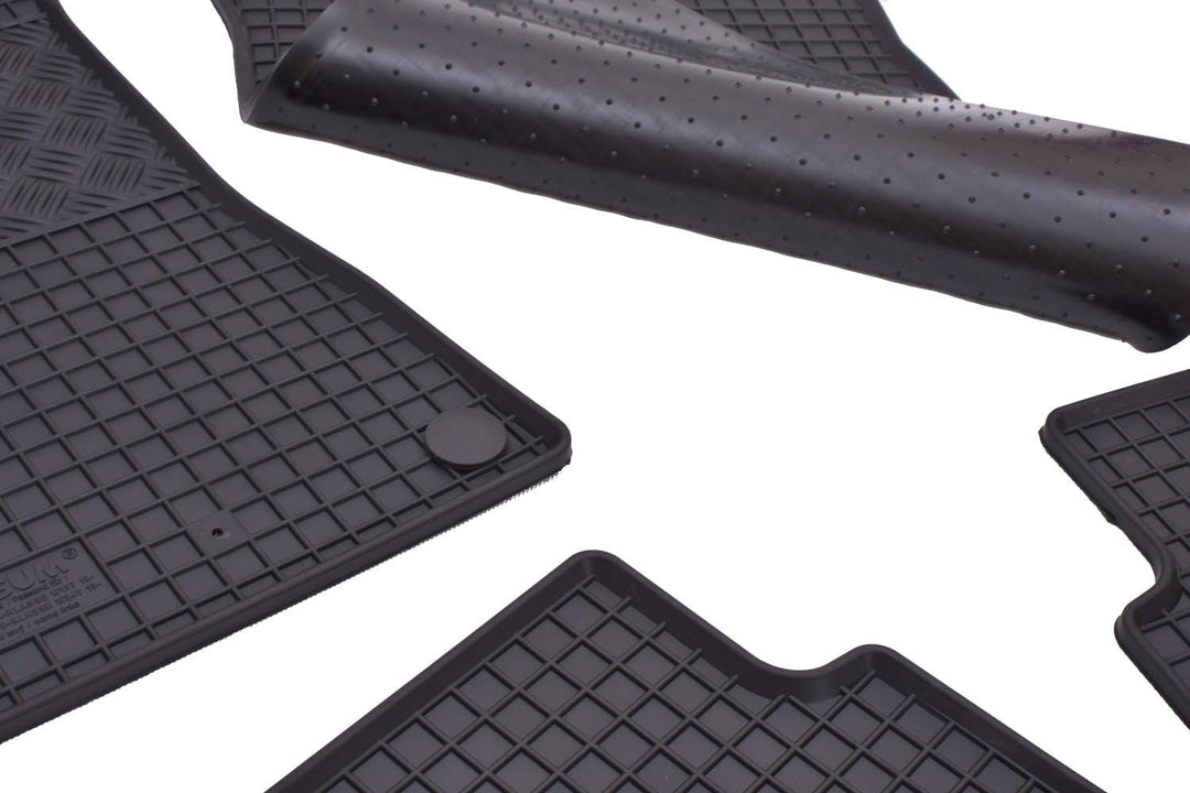 Passgenaue Kofferraumwanne und Gummifussmatten geeignet für Mercedes B-Klasse W247 ab 2019 + Gurtsch