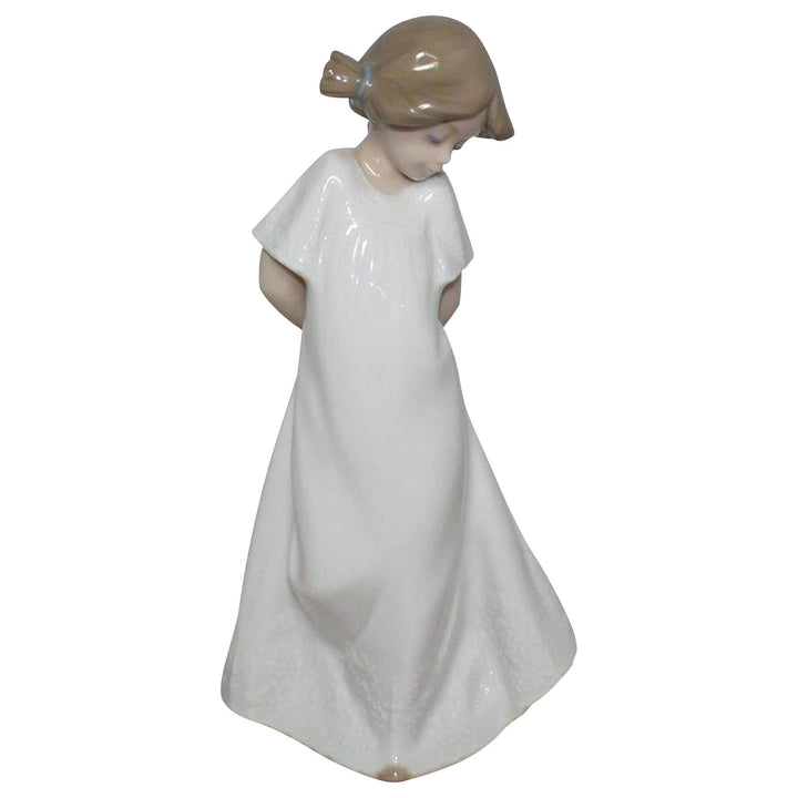 NAO 02001109 So Shy Figure Ornament