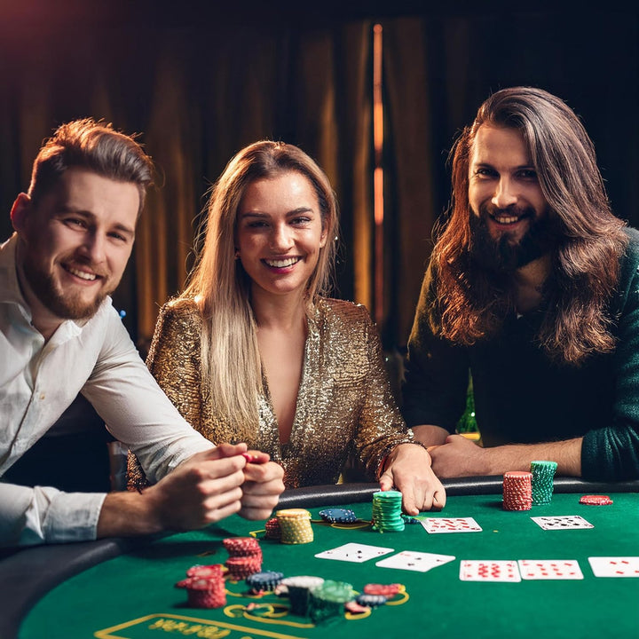H&amp;F Heimtextilien Pokerkoffer Set 500 Chips – Komplettes Poker Spielset mit Karten Würfeln &amp; Dealer-