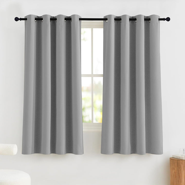 PONY DANCE Lichtundurchlässige Gardinen mit Ösen Thermovorhang gegen Hitze 2er Set H 145 x B 140 cm