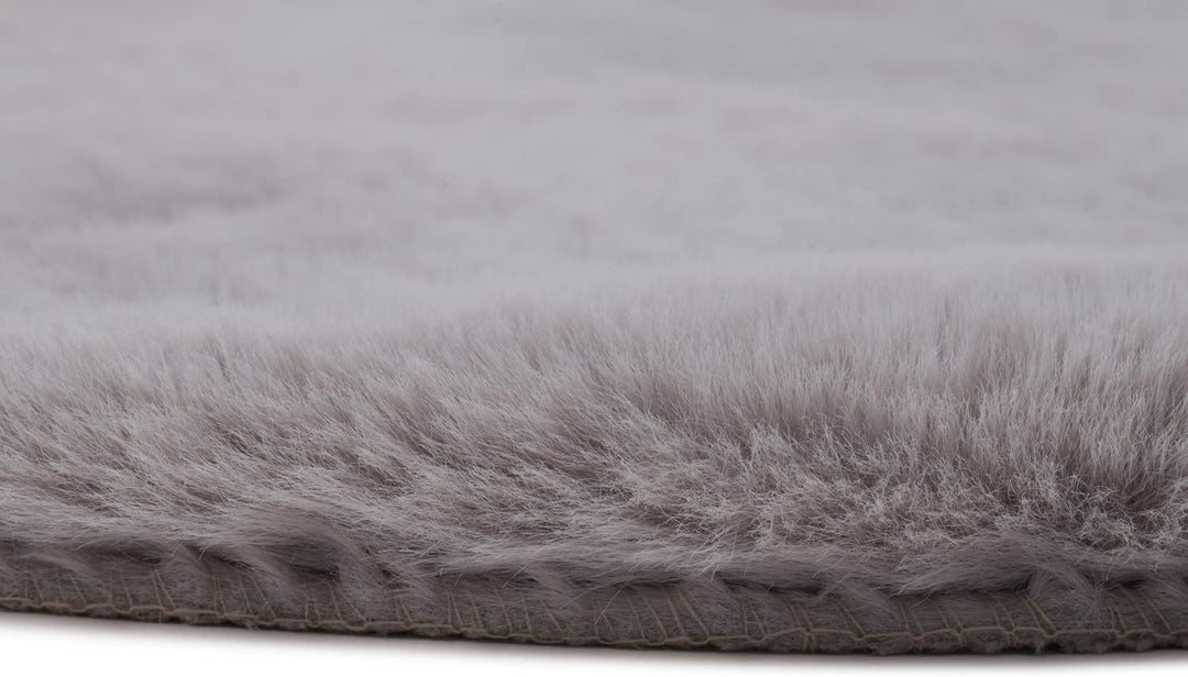 Gözze - Eleganter und Weicher Teppich aus Kunstleder, 60 x 90 cm - Silber Silber 60 x 90 cm (Rechtec