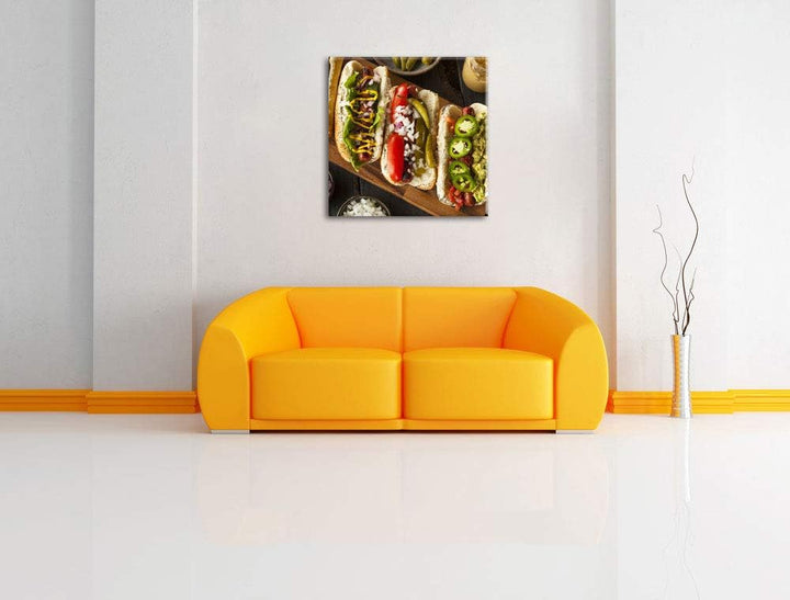 Amerikanische Hotdogs, Format: 70x70 auf Leinwand, XXL riesige Bilder fertig gerahmt mit Keilrahmen,