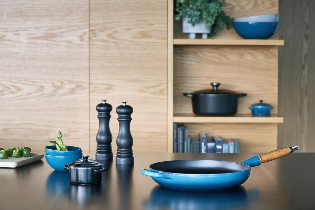 LE CREUSET Signature gusseiserne Bratpfanne mit Holzgriff 28 cm Deep Teal, 20258286420422 Deep Teal