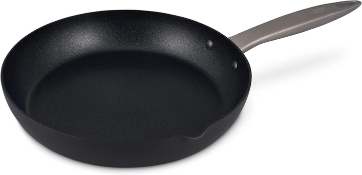 Zyliss | Ultimate Pro Pfanne | E980176 | Antihaftbeschichtung | 24 cm | mit Ausgiesser | schwarz | A