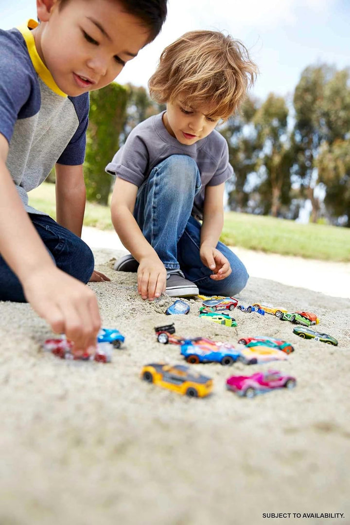 Hot Wheels Autos Set, 20er Pack, Verschiedene Modelle von Spielzeugautos, Massstab 1:64, mit realist