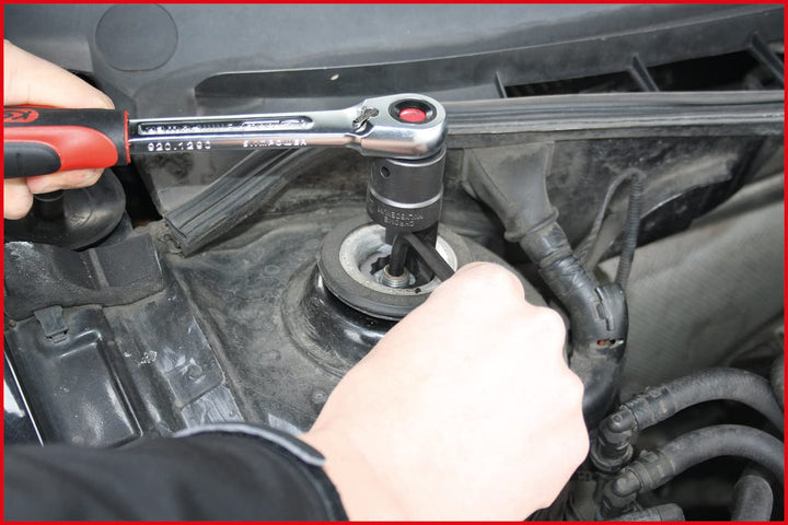 KS Tools 150.9493 Stossdämpfer-Aussensechskant-Gegenhalter-Stecknuss, 22mm