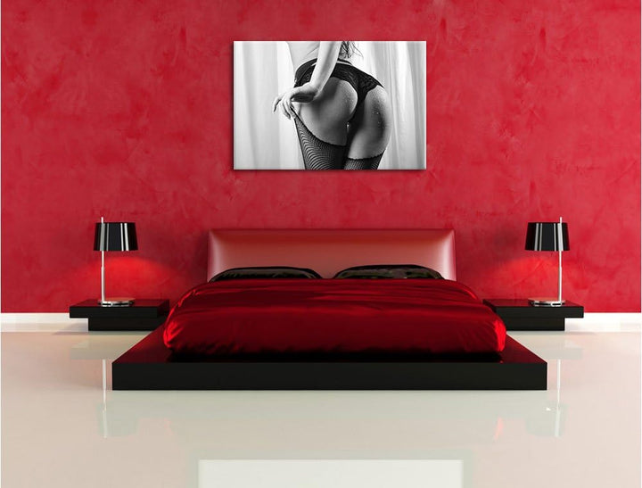 Pixxprint Frau Spitzenhöschen als Leinwandbild | Grösse: 100x70 cm | Wandbild | Kunstdruck | fertig