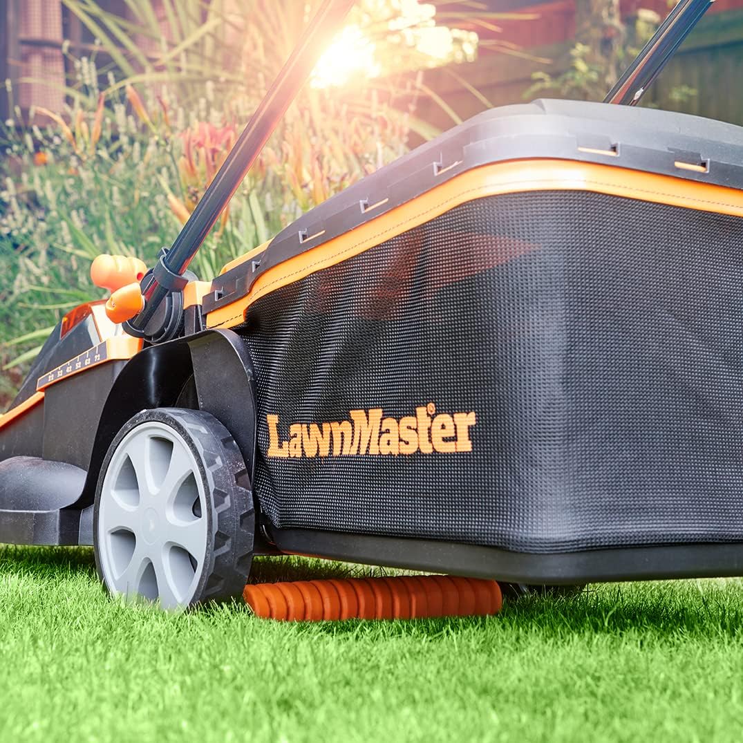 LawnMaster CLMF4841E Akku-Rasenmäher 48V Max 2x24V 4.0Ah Batterie, 41cm 450m² Mulchen 42L, 22-72mm 6