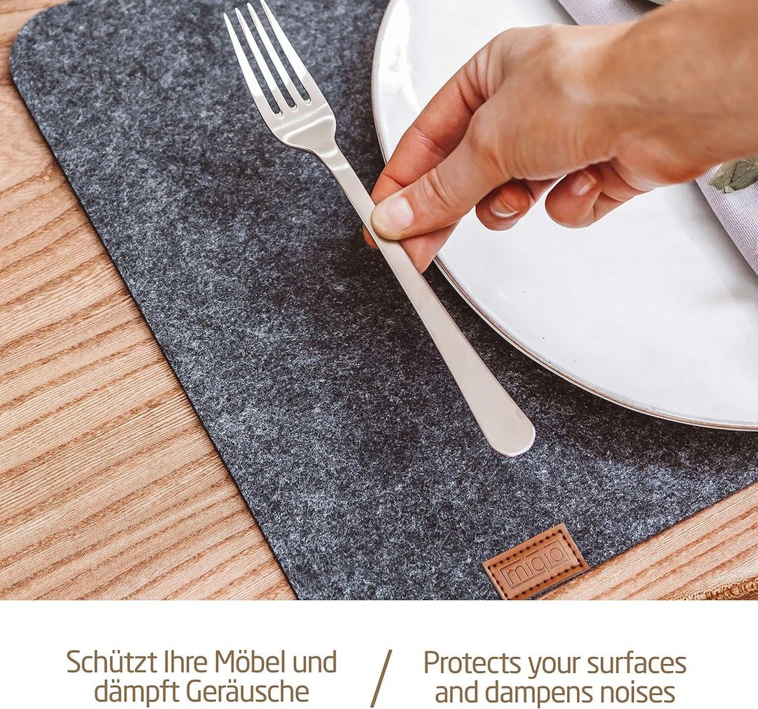 Miqio® - Design Tischset aus Filz | Marken Label aus echtem Leder | 6er Set Platzset (dunkel grau an