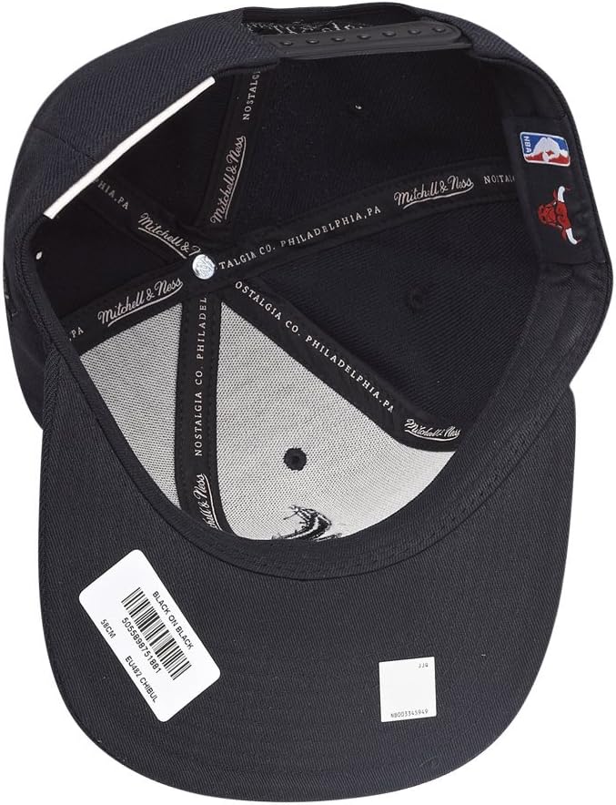 Mitchell & Ness Golden State Warriors Black on Black Snapback NBA Cap