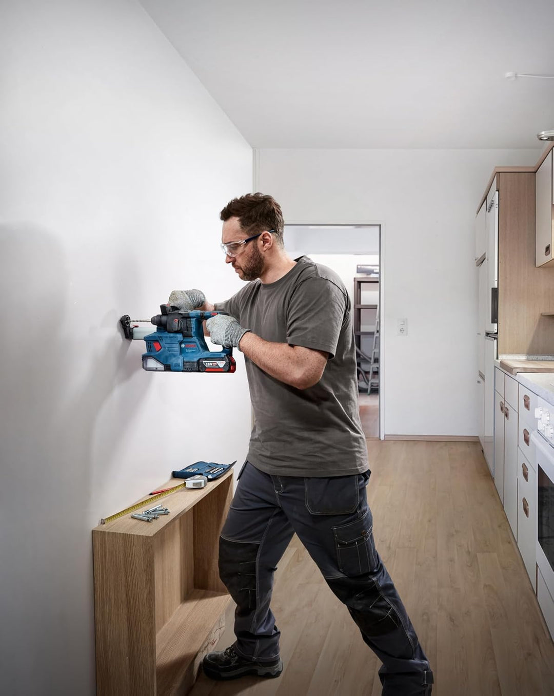 Bosch Professional: Staubabsaugung für Hammer GDE 12 (SDS plus, HEPA-Filter, für GBH 185-LI)