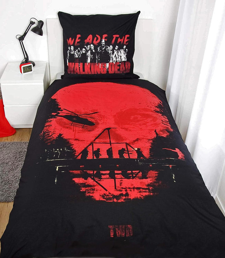 Klaus Herding GmbH The Walking Dead Bettwäsche mit Daryl Dixon 80x80 + 135x200cm, 100% Baumwolle mit