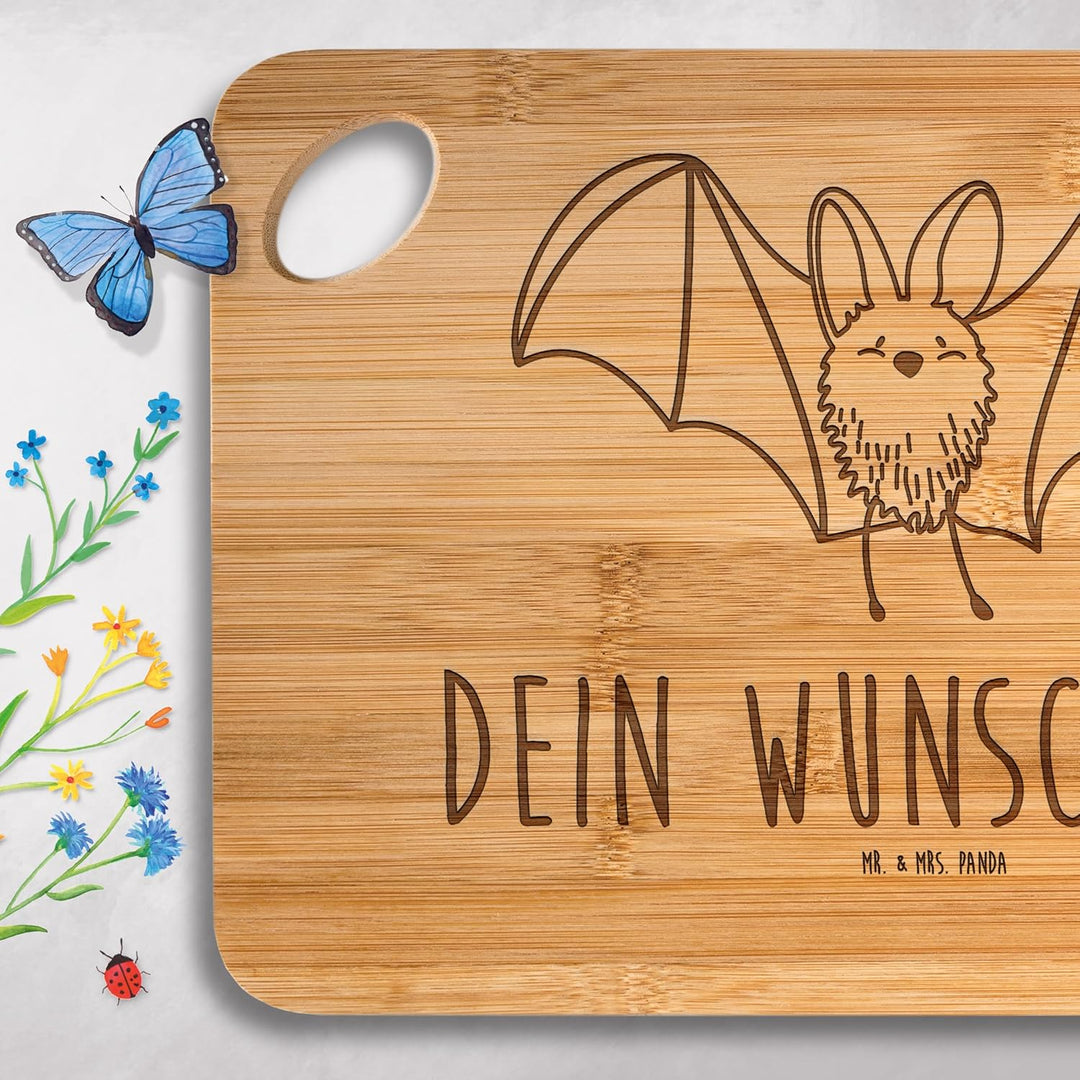 Mr. & Mrs. Panda Frühstücksbrett personalisiert Fledermaus Flügel - Personalisierte Geschenke, Brotz