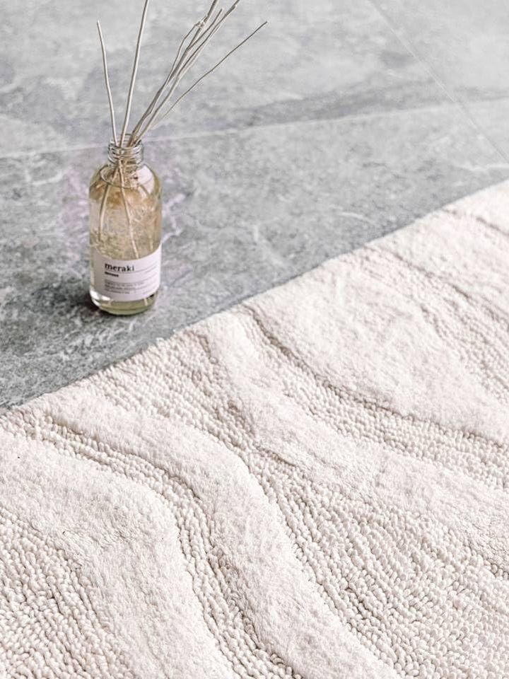 RugVista Badematte Breeze, 80 x 50 cm, Rechteckig, Mittelflor, Anti-Rutsch, Moderner Badteppich, Mas
