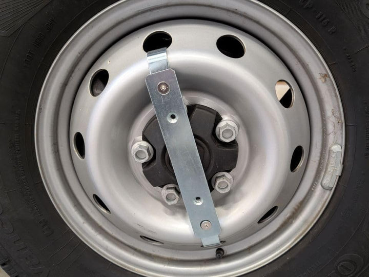 16 Zoll Radzierblenden Set 4 Stück Edelstahl fahrzeugspezifisch für Wohnmobile und Transporter~