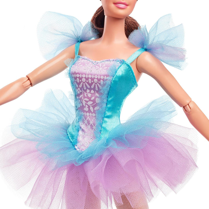 Barbie Signature Ballet Wishes Puppe (brünett, ca. 30 cm), beweglich, mit Ballerinakostüm, Tutu, Spi