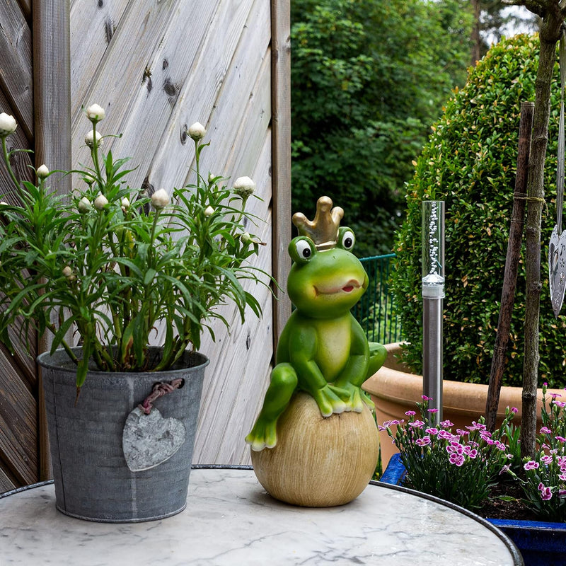 DRULINE Froschkönig - Gartenfigur Frosch - Deko Frosch - Garten Deko - Deko Figur - Indoor/Outdoor -