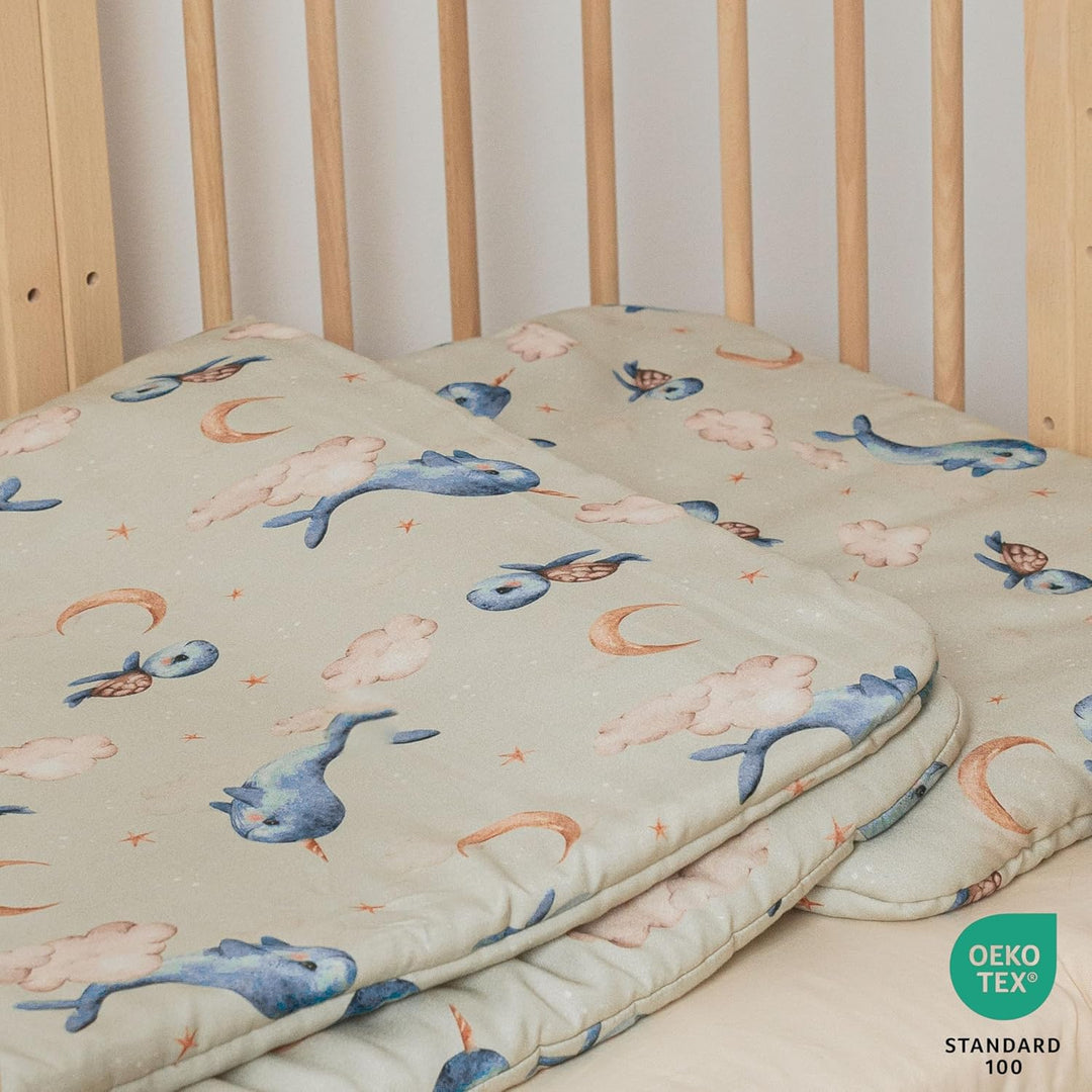 Waldin Baby Kinder Bettwäscheset 100% Bambus, ohne Bezug, Hypoallergen, Decke und Kissen, Wale/Olive