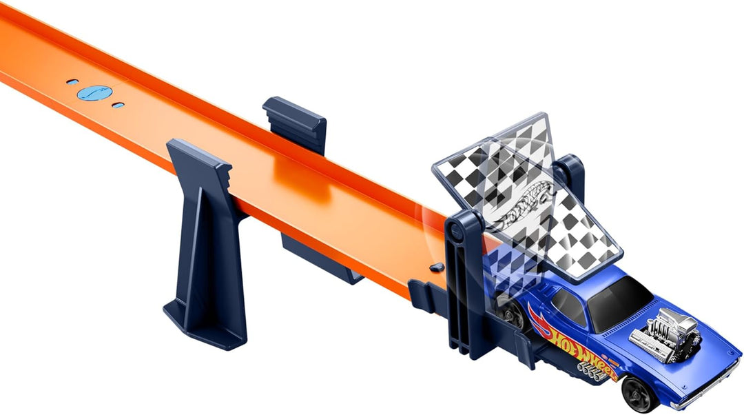 Hot Wheels Spielzeugauto-Trackset mit ferngesteuertem Fahrzeug im Massstab 1:64 und mehr als 30 Trac