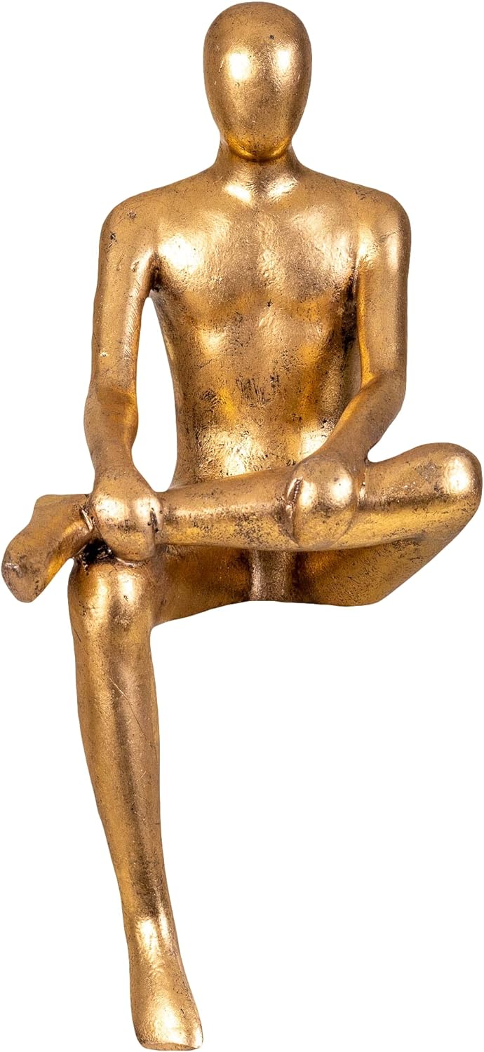 IDYL Moderne Skulptur Figur Sandsteinguss Sitting Man | Gold | Masse 19x23x43 cm | Dekorationsfigur
