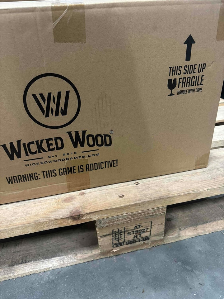 Cornhole Set – 120 x 60 cm - Sackloch Spiel – Wicked Wood – offiziell ACL-lizensiertes Set of Boards