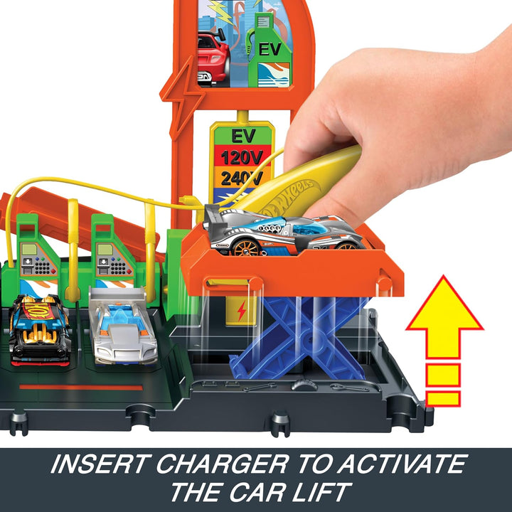 Hot Wheels Let's Race Netflix - City Superladung Tankstelle-Spielset mit Ladestationen für Elektrofa