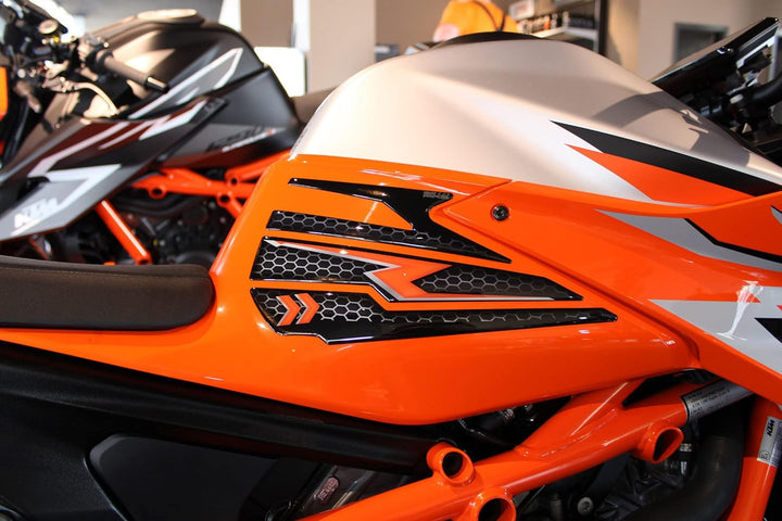 Tankpad Kniepad kompatibel für KTM 1290 Super Duke R Orange Silber X800475 Knee-Pad, Knee-Pad