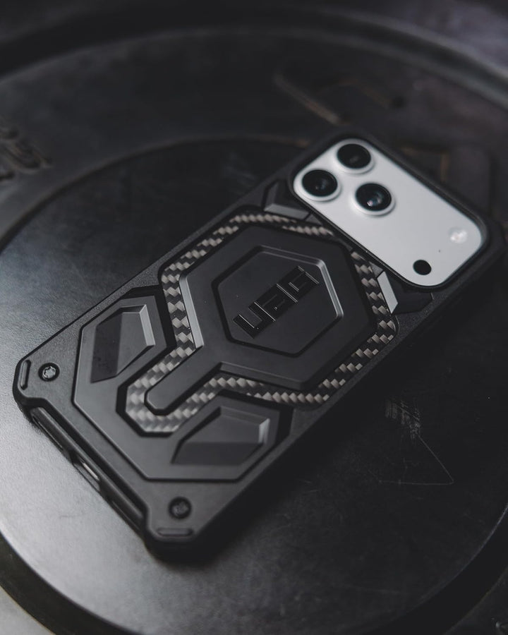 URBAN ARMOR GEAR Monarch Pro Case kompatibel mit Apple iPhone 17 Pro Hülle (Wireless Charging/Magnet