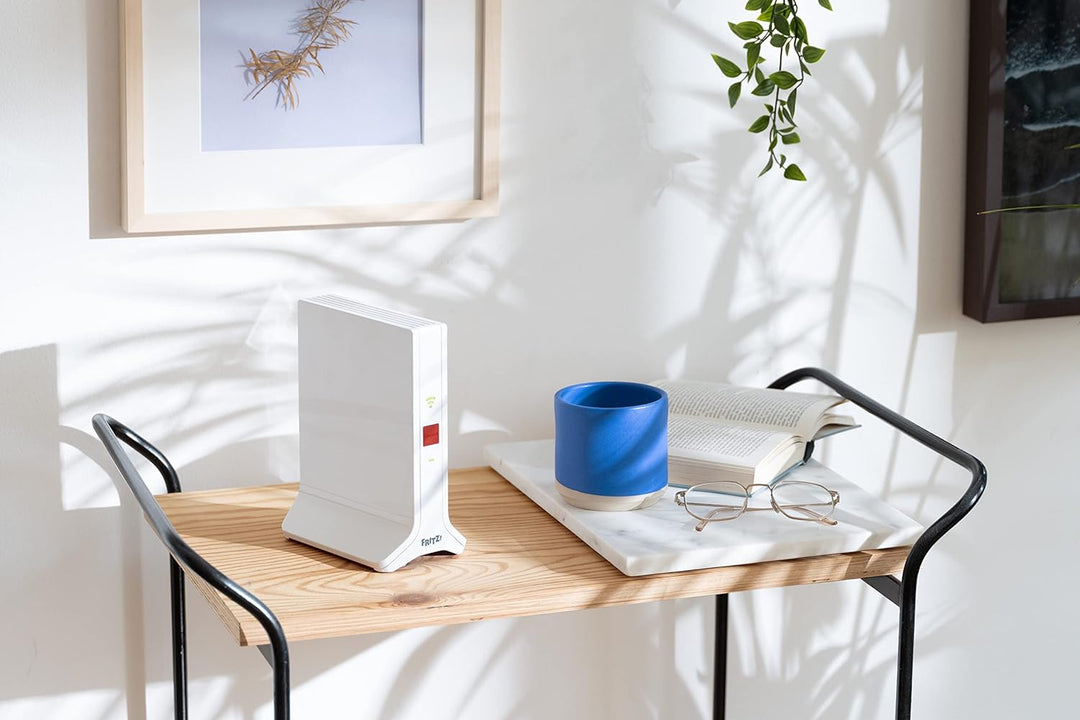 AVM FRITZ!Repeater 3000 AX International, Wi-Fi 6 Repeater mit drei Funkeinheiten, bis zu 4.200 MBit
