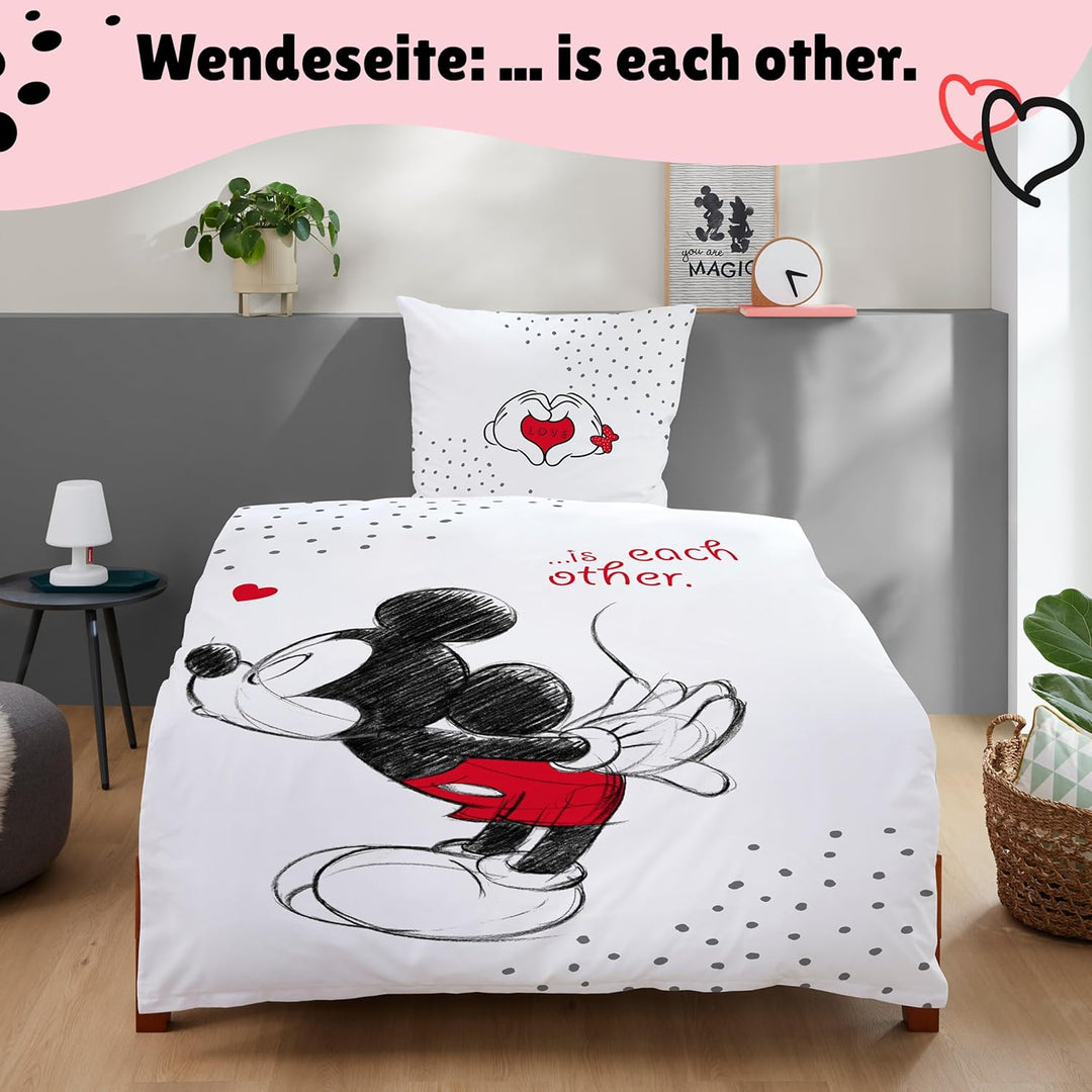 Wende-Bettwäsche Set Disney Classic Mickey und Minnie Mouse in Love 135x200 80x80 cm aus 100% Baumwo