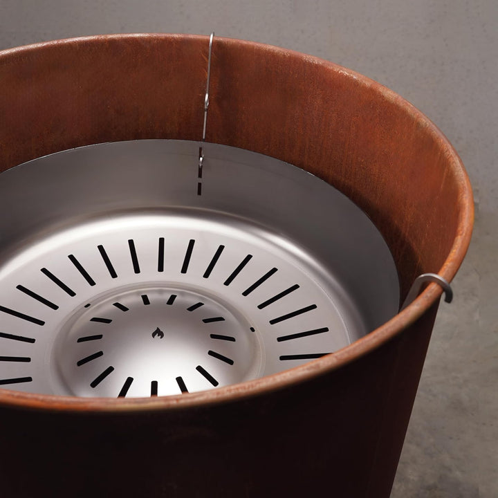 Grillrost.com Das Original Feuerbox aus massivem Stahl mit Edelstahl Haken zum Einhängen - passend f