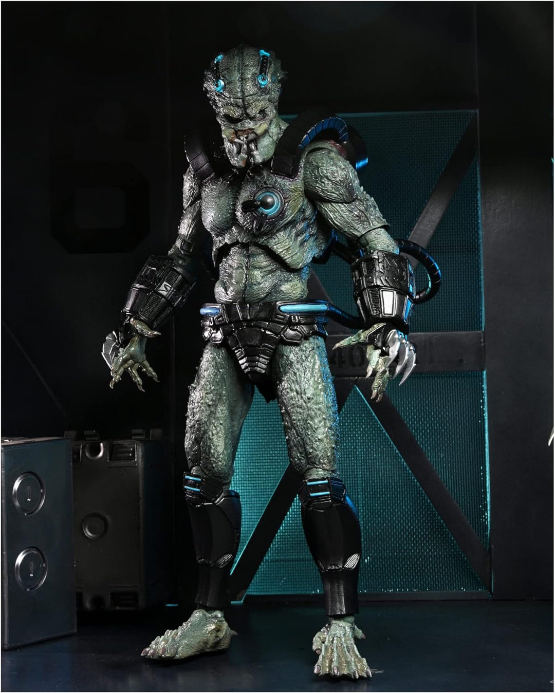 NECA Predator Concrete Jungle Figur Ultimate Deluxe Stone Heart aus Kunststoff, Geschenkverpackung.
