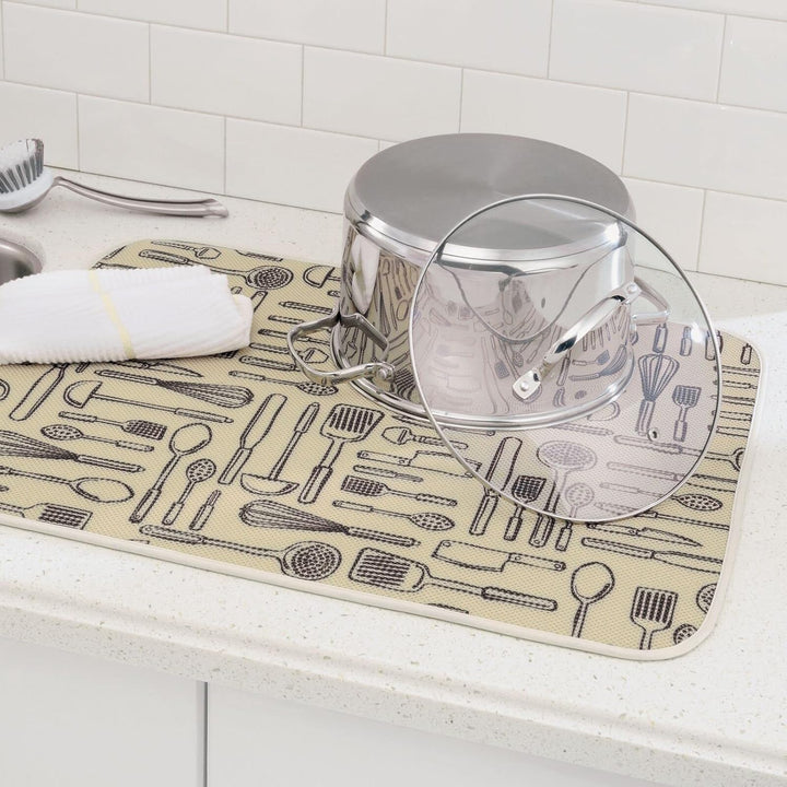 mDesign Abtropfmatte für Geschirr – schnelltrocknendes Mikrofasertuch mit 3 Lagen aus Polyester – ex