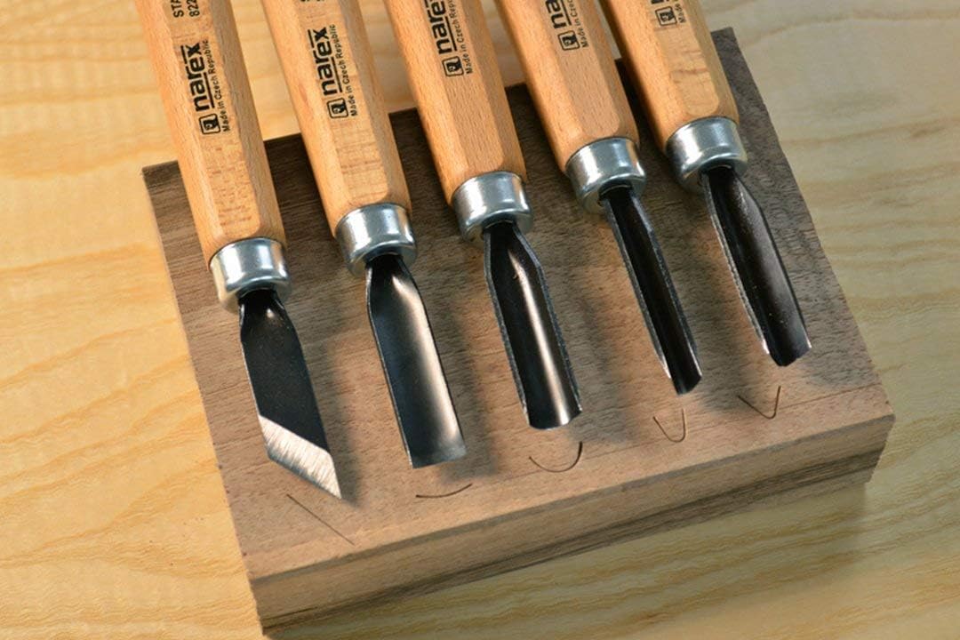 Narex Starter Holzschnitz-Meisselset mit Holzblock, 5-tlg