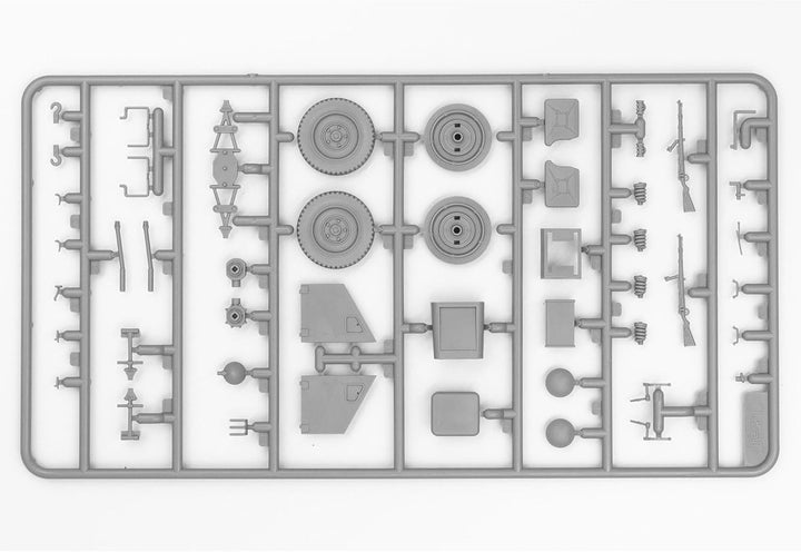 ICM ICM35582 1:35-le.gl.Einheitz-Pkw Kfz.1 Soft Top