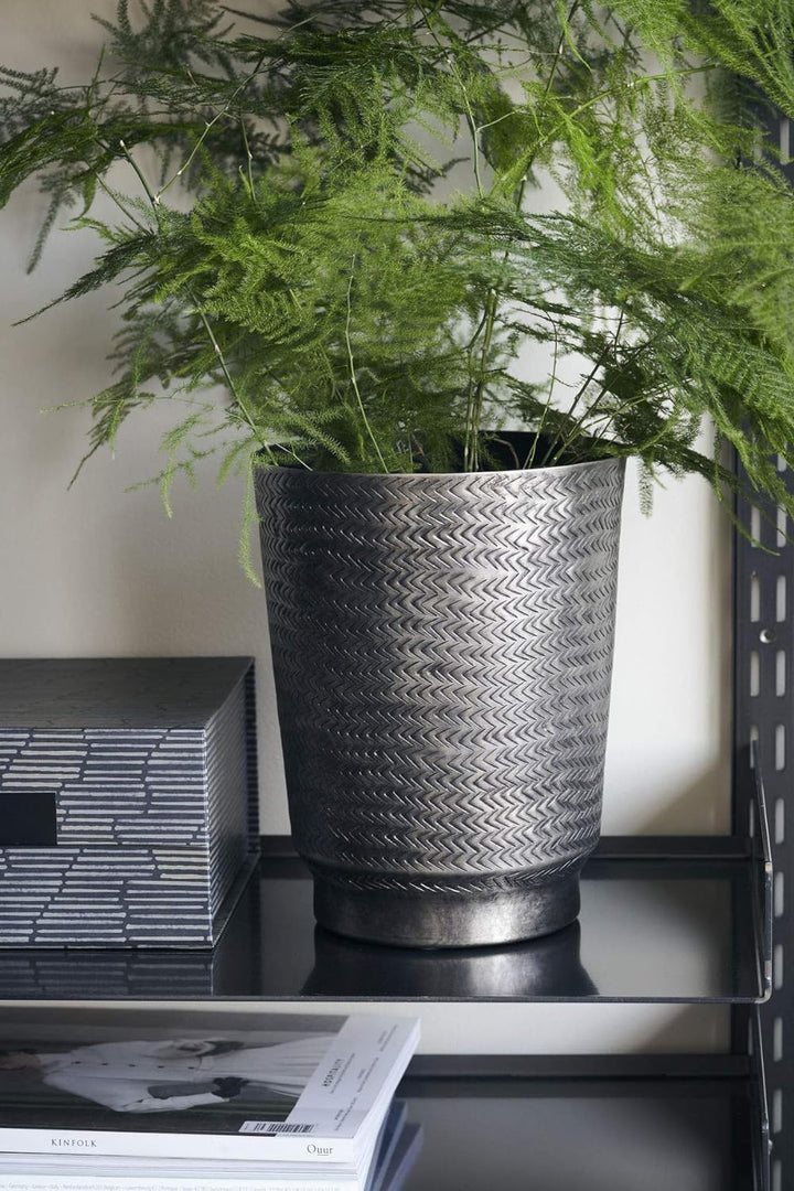 House Doctor 211230500, Blumenkasten, Oli, Mattschwarzes Finish, Aluminium