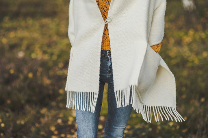 Damen Schal Schultertuch aus 100% Wolle mit Taschen - Poncho Stola 65x180cm + Fransen Tuch & Umschla