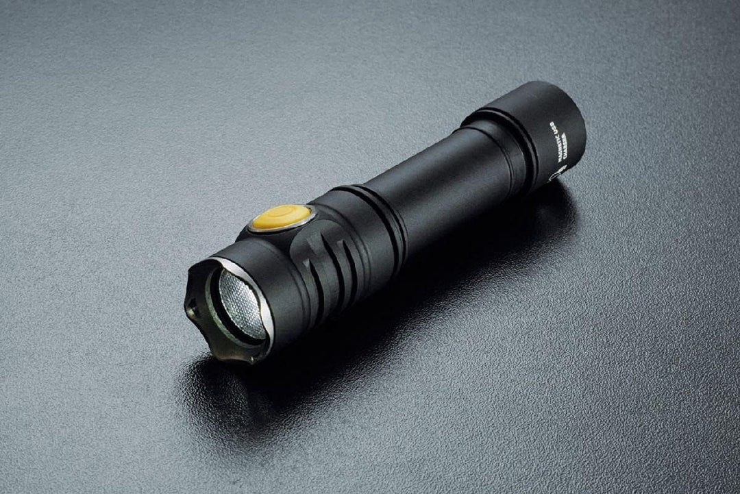 Armytek NEU LED-Lampe Prime C2 Pro Kaltweiss 2400 LED Lumen Magnet USB Aufladbar Täglich Handlampe