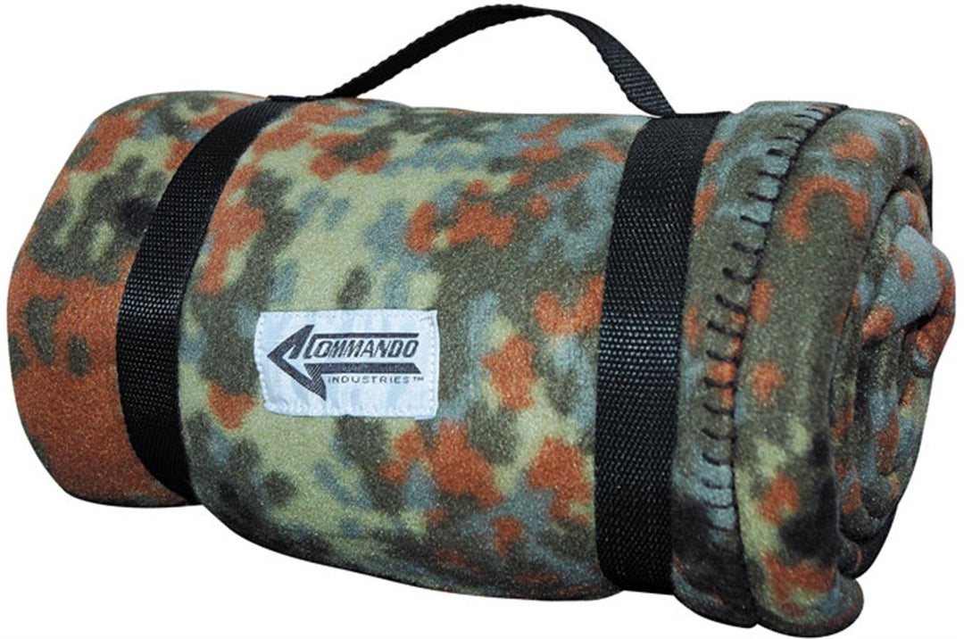 CI Bundeswehr Fleece Decke aus warmen Polarfleece Farbe Flecktarn