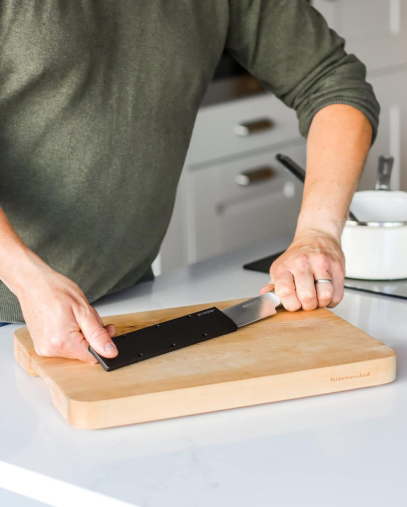 KitchenAid Gourmet Fleischschneidemesser, scharfe Klinge aus hochwertigem japanischem Kohlenstoffsta