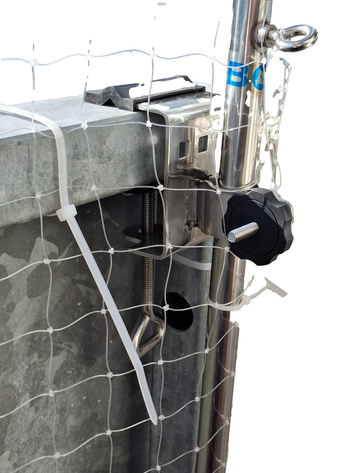 Edelstahl Balkon Katzen Netzhalter für Runde Stäbe bis 38mm Ø, Spreizung bis 50mm, Silber/Schwarz, K